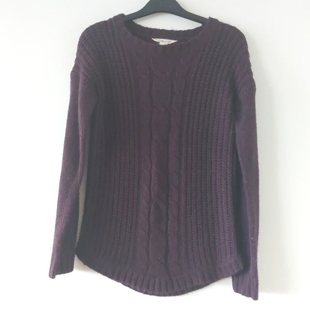 Cabin fever knit sweater size S